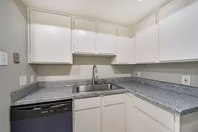 10811 Richmond Avenue #65, Houston, TX 77042 - Photo 16