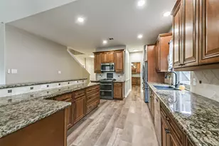 12918 Redbud Shores Ln, Houston, TX 77044 - Photo 14