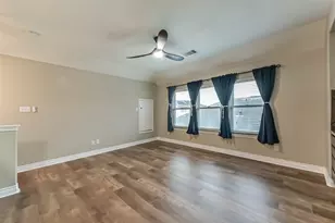 12918 Redbud Shores Ln, Houston, TX 77044 - Photo 38