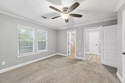 601 W Cleveland Street, Baytown, TX 77520 - Photo 20
