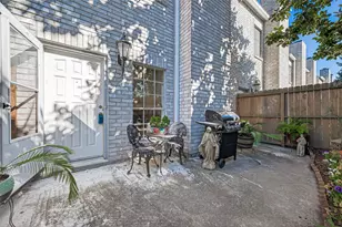 17645 Red Oak Dr, Houston, TX 77090 - Photo 8