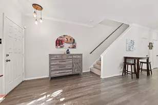 17645 Red Oak Dr, Houston, TX 77090 - Photo 8