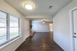 12645 Lake Conroe Hills Dr, Willis, TX 77318 - Photo 10