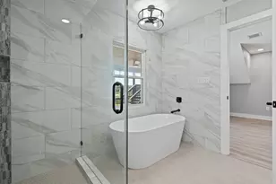 284 Hackberry St, Trinity, TX 75862 - Photo 16