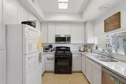 1621 & 1623 W Adoue Street, Alvin, TX 77511 - Photo 4
