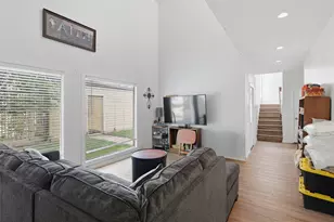 1621 & 1623 W Adoue St, Alvin, TX 77511 - Photo 16