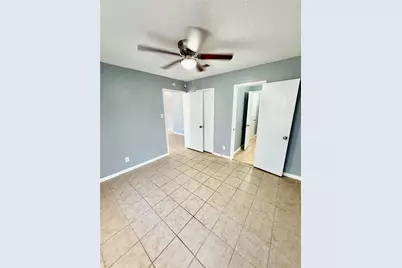 12722 Bexley Drive #2722, Houston, TX 77099 - Photo 8