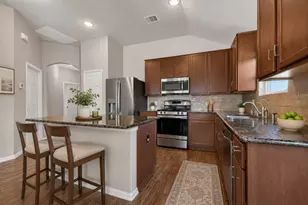 2614 Zephyr Ln, Rosenberg, TX 77471 - Photo 2