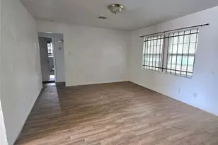 5530 Elm Springs Dr, Houston, TX 77048 - Photo 14