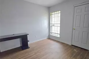 5530 Elm Springs Dr, Houston, TX 77048 - Photo 10