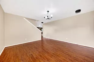 15014 Middle Oaks Blvd, Houston, TX 77082 - Photo 8