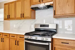 15014 Middle Oaks Blvd, Houston, TX 77082 - Photo 16