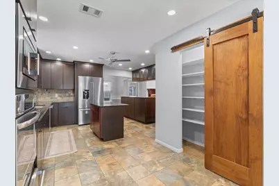 2613 Oak Drive, Bay City, TX 77414 - Photo 8