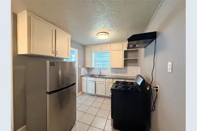 311 Randall Street #4, Pasadena, TX 77506 - Photo 8