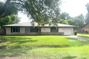 706 University Ave, Wharton, TX 77488 - Photo 8