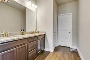 2004 Sadtler Ridge Cir, La Porte, TX 77571 - Photo 36