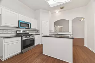 2015 Waverly Glend Dr, Katy, TX 77450 - Photo 16