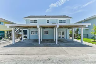 1126 Redfish St, Bayou Vista, TX 77563 - Photo 1