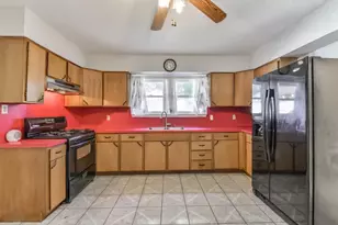 212 Danna Ln, Houston, TX 77009 - Photo 10