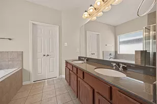 9118 Cavalier Ln, Rosenberg, TX 77469 - Photo 32