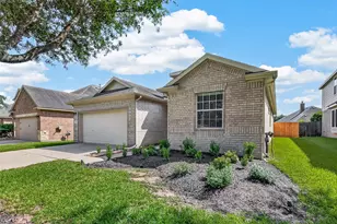 9118 Cavalier Ln, Rosenberg, TX 77469 - Photo 4
