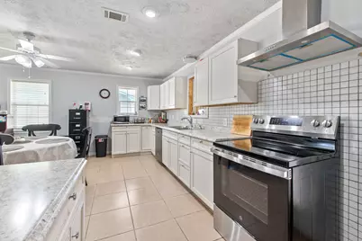 1407 W 6th Street, Caldwell, TX 77836 - Photo 6