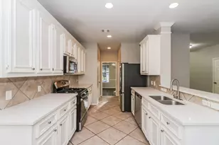 9510 Wakefield Village Dr, Houston, TX 77095 - Photo 8
