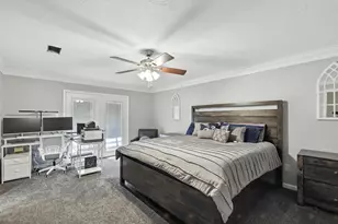 204 Edgewood St, Baytown, TX 77520 - Photo 16