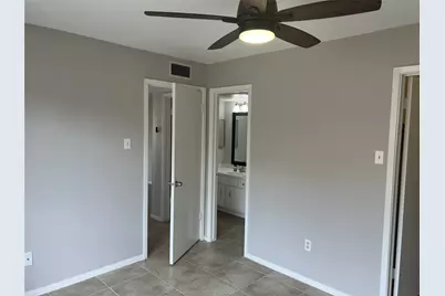 1516 Bay Area Boulevard #P2, Houston, TX 77058 - Photo 10