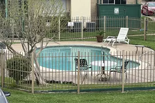 1516 Bay Area Blvd, Houston, TX 77058 - Photo 14