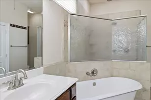 2435 Newark Cir, College Station, TX 77845 - Photo 18