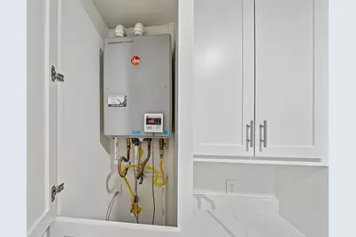 6422 Waltway Drive, Houston, TX 77008 - Photo 22