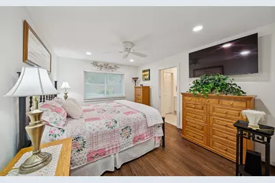 6422 Waltway Drive, Houston, TX 77008 - Photo 14