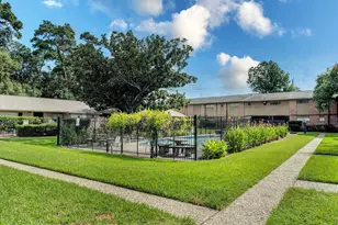 1529 Wirt Rd, Houston, TX 77055 - Photo 20