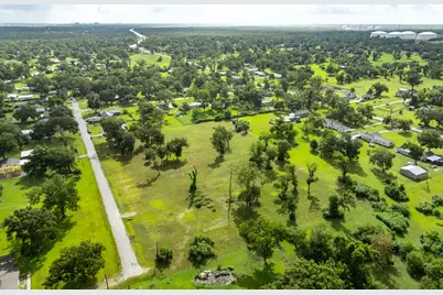 329 Harrison Lane, Jones Creek, TX 77541 - Photo 4