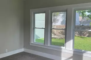 8704 Lanewood Dr, Houston, TX 77016 - Photo 12