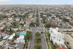 1403 Broadway, Galveston, TX 77550 - Photo 46