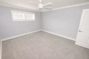 8118 Albacore Dr, Houston, TX 77074 - Photo 6