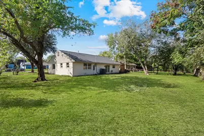 5531 Elm Tree Drive, Houston, TX 77048 - Photo 28