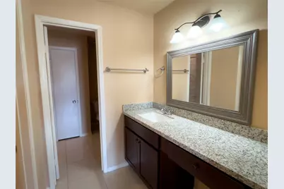 9800 Pagewood Lane #2705, Houston, TX 77042 - Photo 10