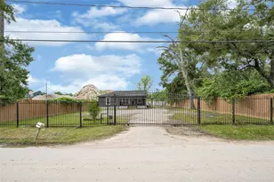 2631 Mansfield St, Houston, TX 77091 - Photo 1