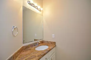 17415 Fountainview Cir, Sugar Land, TX 77479 - Photo 22