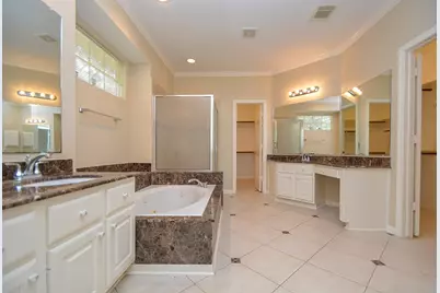 17415 Fountainview Circle, Sugar Land, TX 77479 - Photo 18