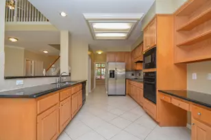17415 Fountainview Cir, Sugar Land, TX 77479 - Photo 10