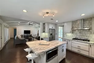 5638 Grape St, Houston, TX 77096 - Photo 2