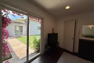 5638 Grape St, Houston, TX 77096 - Photo 18