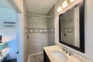 5638 Grape St, Houston, TX 77096 - Photo 30