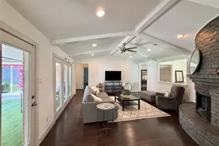 5638 Grape St, Houston, TX 77096 - Photo 10