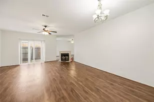 7589 Cambridge St, Houston, TX 77054 - Photo 4