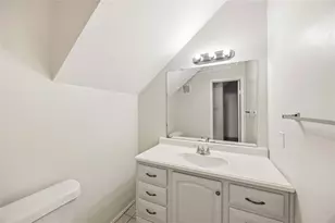 7589 Cambridge St, Houston, TX 77054 - Photo 12